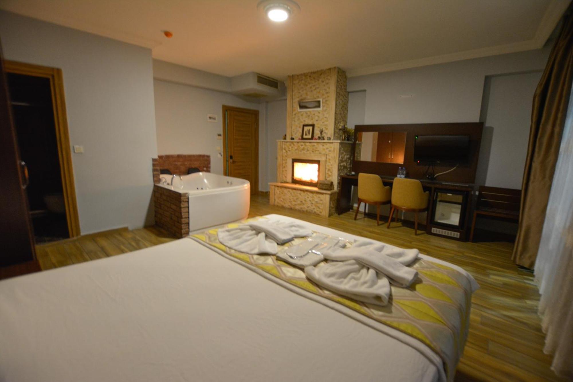 Hill River Hotel Ağva Extérieur photo